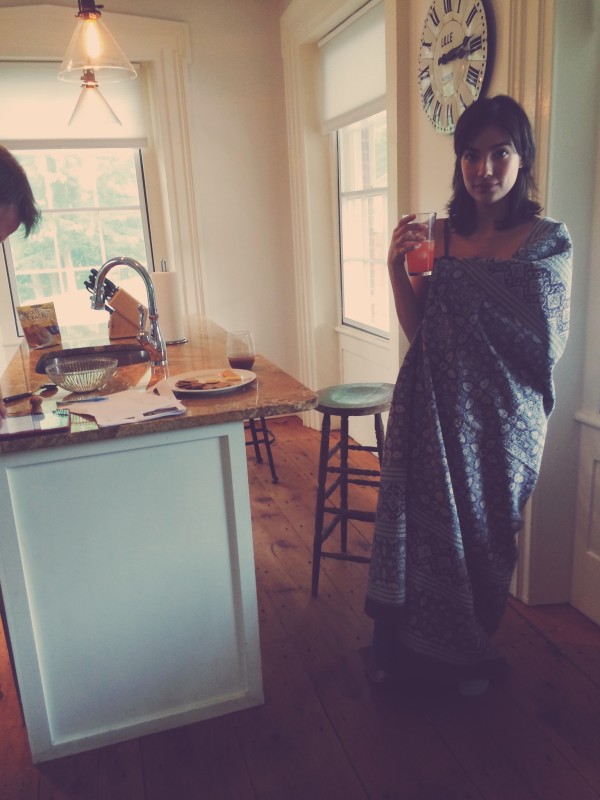 yesenia drinking strawberry lemonade in blanket bts lingerie photoshoot behind the scenes
