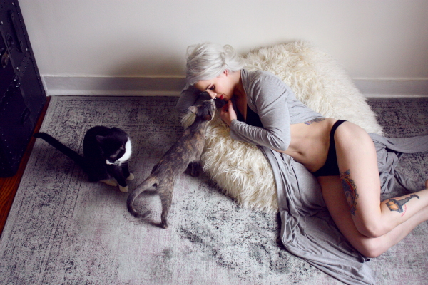 casey - kitten kisses x lingerie on BTS blog